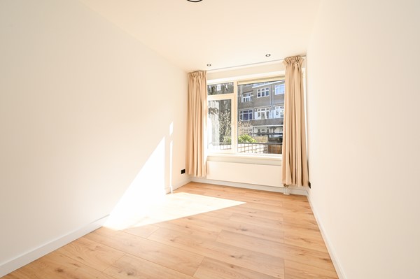 Medium property photo - Dorpsweg, 3083 LA Rotterdam